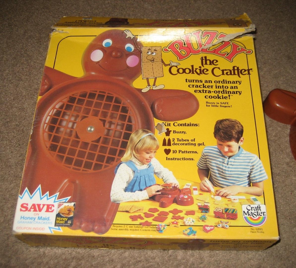 https://www.doyouremember.co.uk/uploads/EQDTJQOvvintage-buzzy-cookie-crafter-toy_1_275fb52793dcca2238b6851521e19baa.jpg